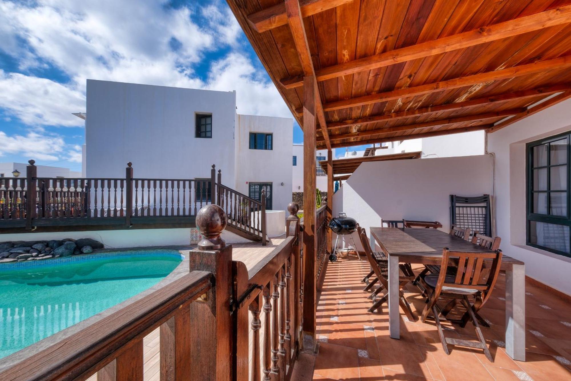 Casa Hibiscus - Shared Pool - Close To Seafront Promenade Punta Mujeres Exteriér fotografie